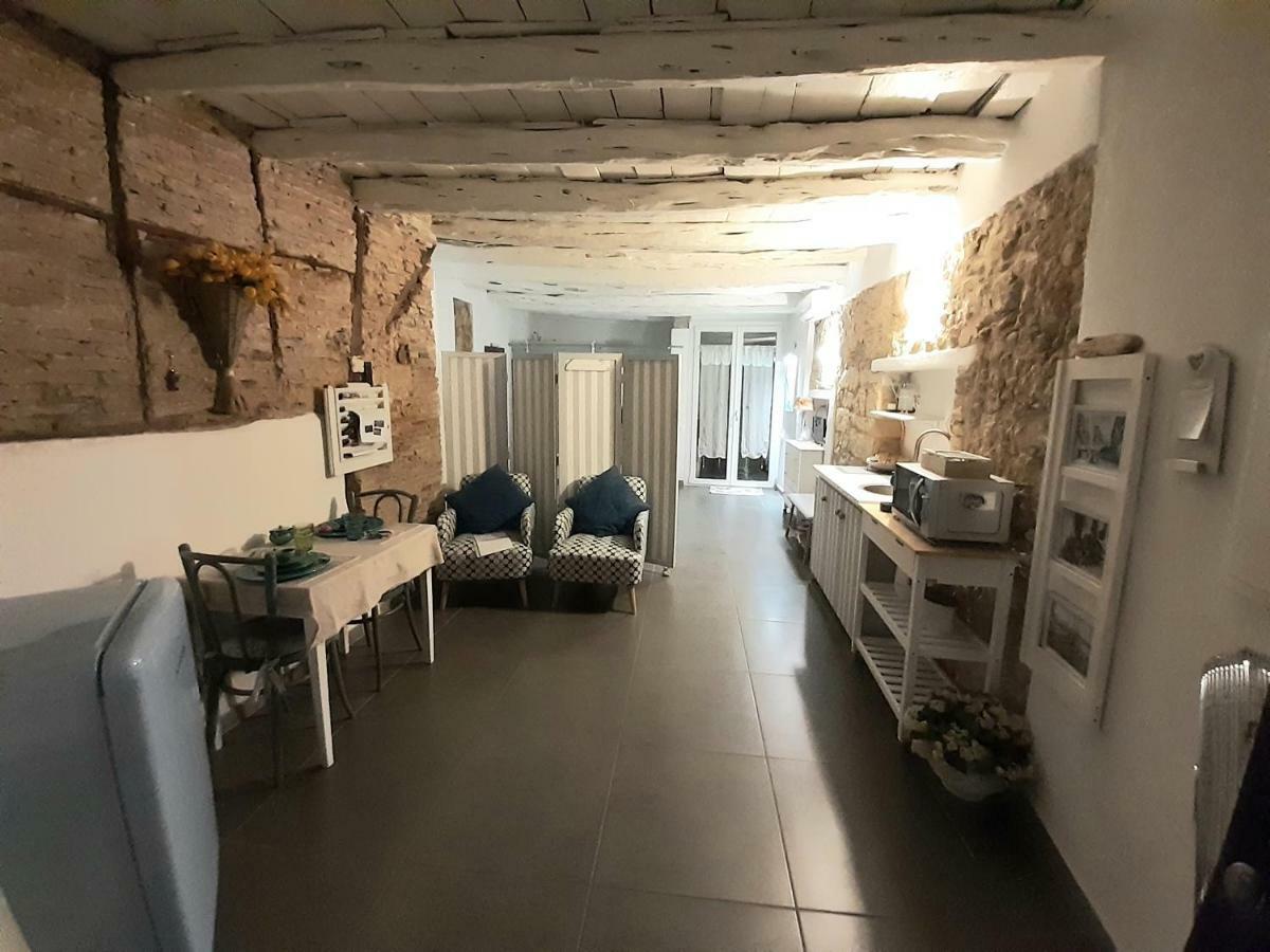 Cozy Loft In The Heart Of Cagliari Vila Exterior foto